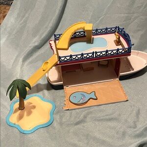 Calico Critters Colorful Toy Boat with Slide and Palm Tree